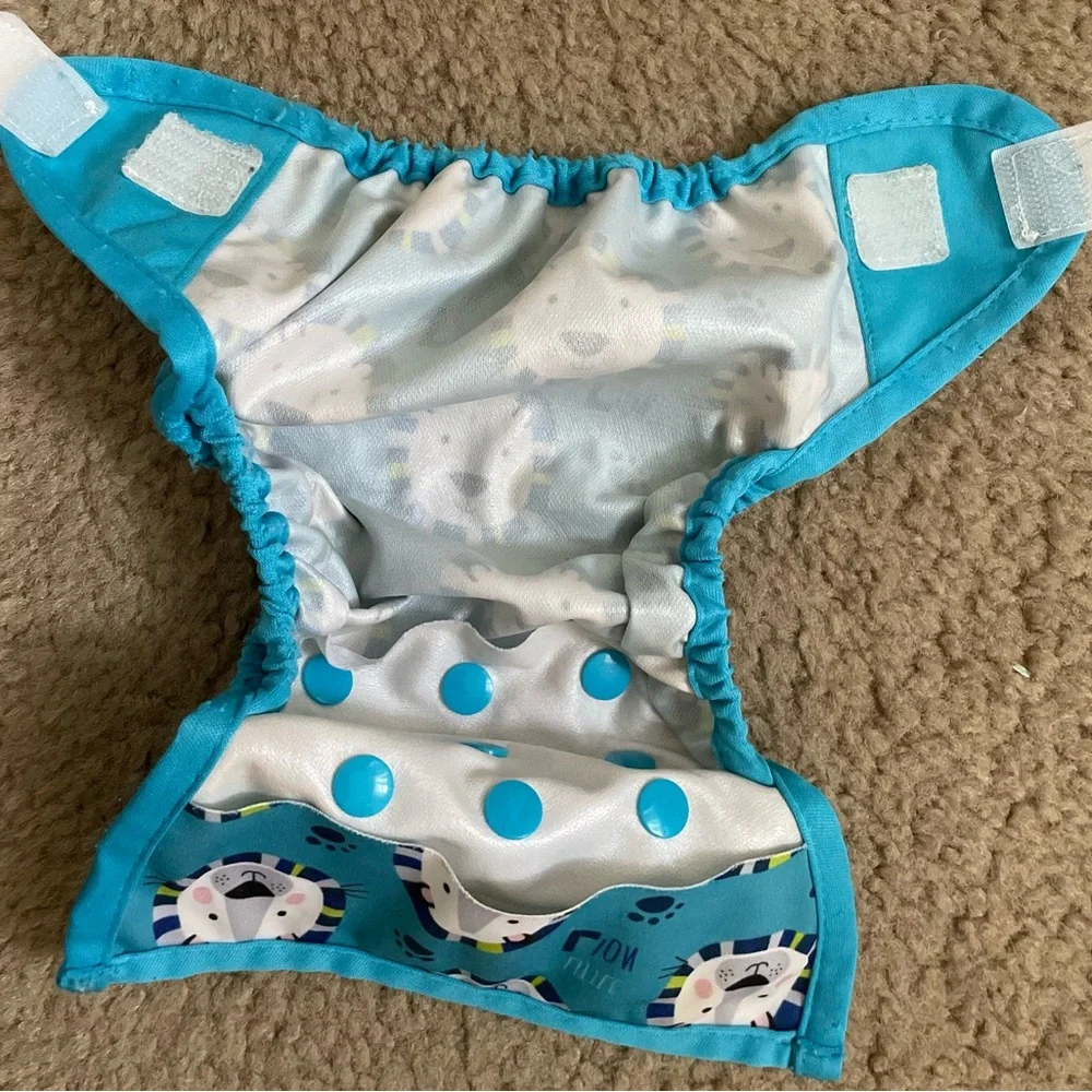 3 cloth diapers + 5 cotton liners for newborn and infants
